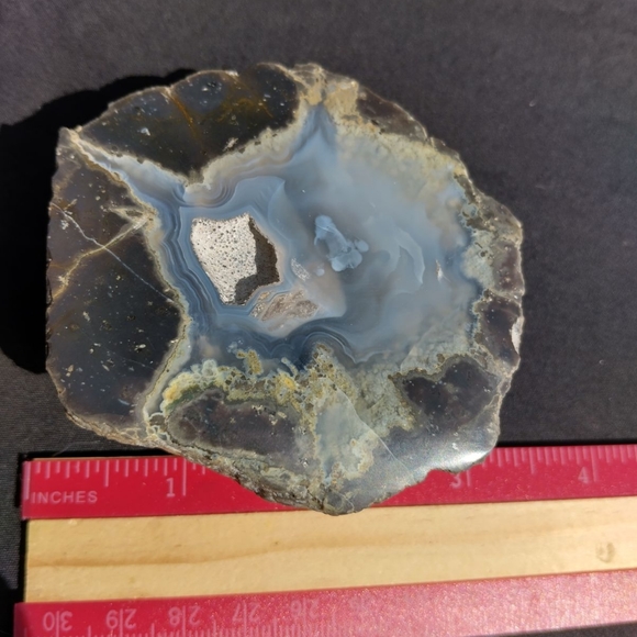 Thunderegg ( green hornet area ) hand Polished crystal - Picture 2 of 2